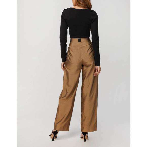 NEW BY JOHNNY. clare crop sleeve top in black - Picture 2 of 3